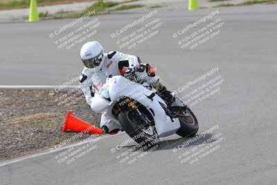 media/Mar-05-2023-TrackXperience (Sun) [[a95d40e56a]]/Group 2/session 2 turn 4/